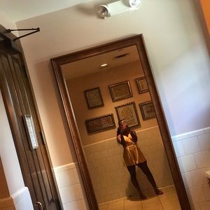 Meet your Posher, Chloe